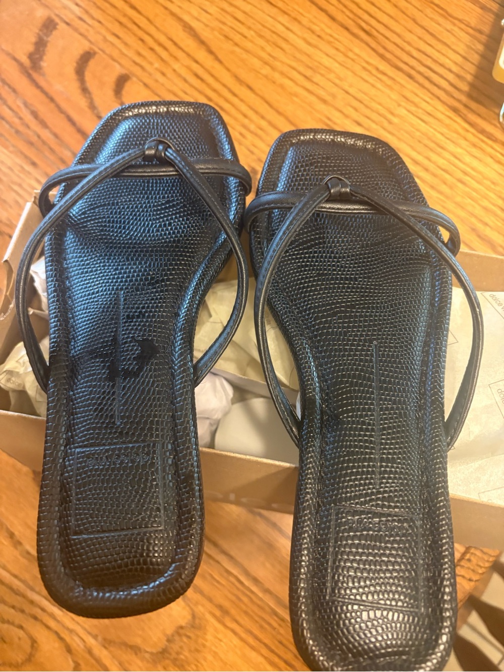 Women's Black Square-Toe Strappy Sandals
